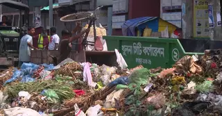 দিনভর ব্যস্ত সিটি করপোরেশন; সন্ধ্যার আগেই বর্জ্যমুক্ত বেশিরভাগ নগরী